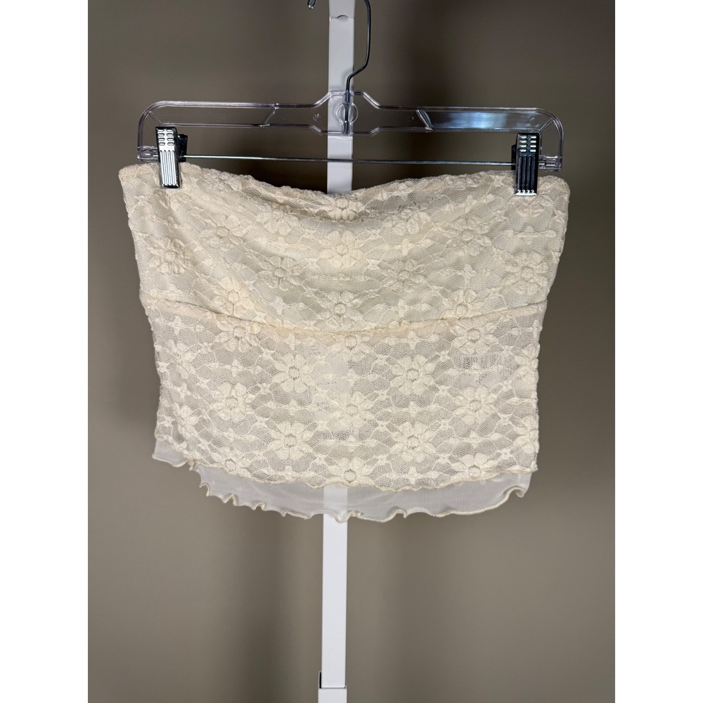 UO Kimchi Blue White Floral Lace Tube Top Coquette Fairycore NWT Large - Picture 2 of 6